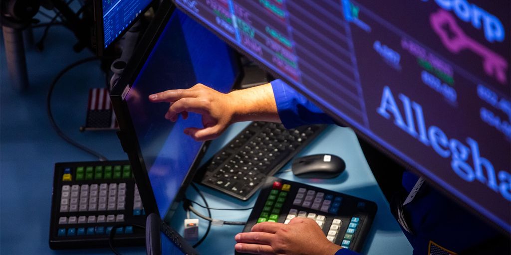 Investors push back on S&P Global decision allowing dual-class shares - Vimarsana News