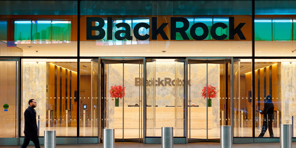 BlackRock sees growth opportunity as clients look to cut costs - Vimarsana News