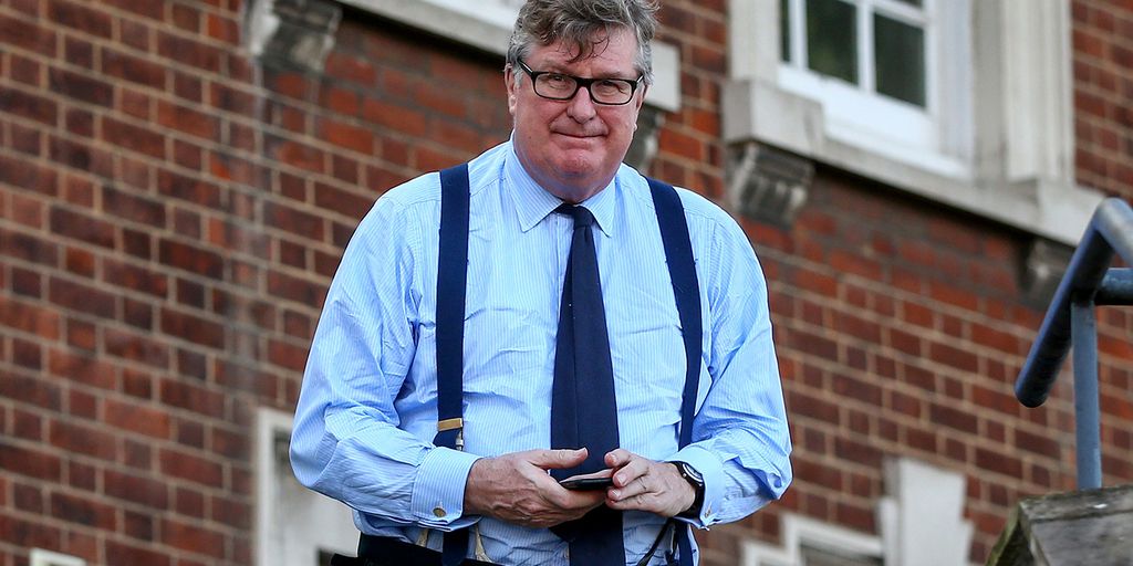 Odey suspends 2 hedge funds after redemption requests surged - Vimarsana News
