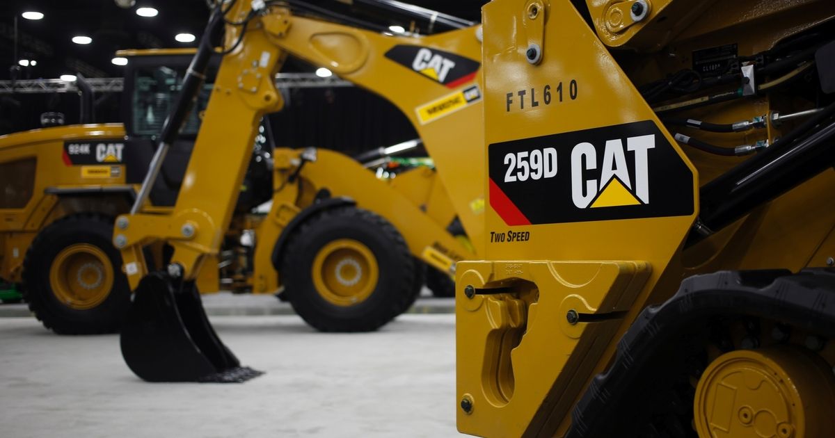 Caterpillar to move 510 million into pension funds this year